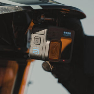 GoPro HERO12 Black op de helm bevestigen
