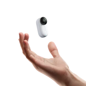 Insta360 GO 3S White 64GB zo groot als een duim